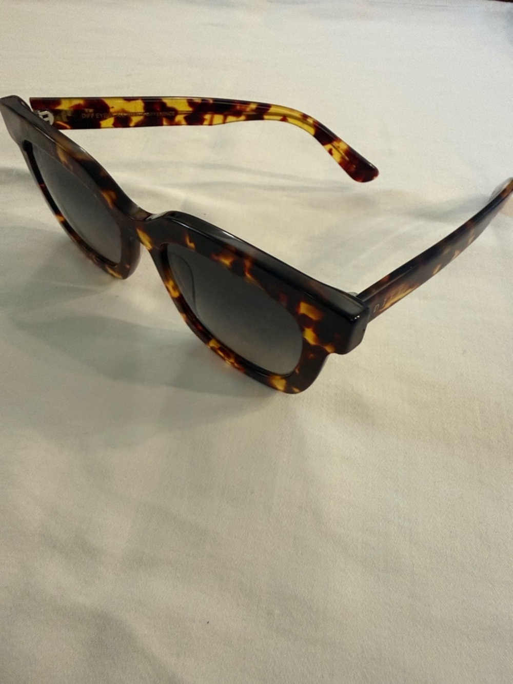 DIFF Tortoiseshell Square Sunglasses - Brown Frame, Smoke Lenses - Picture 2 of 2
